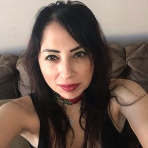 Meet your Posher, Maribel